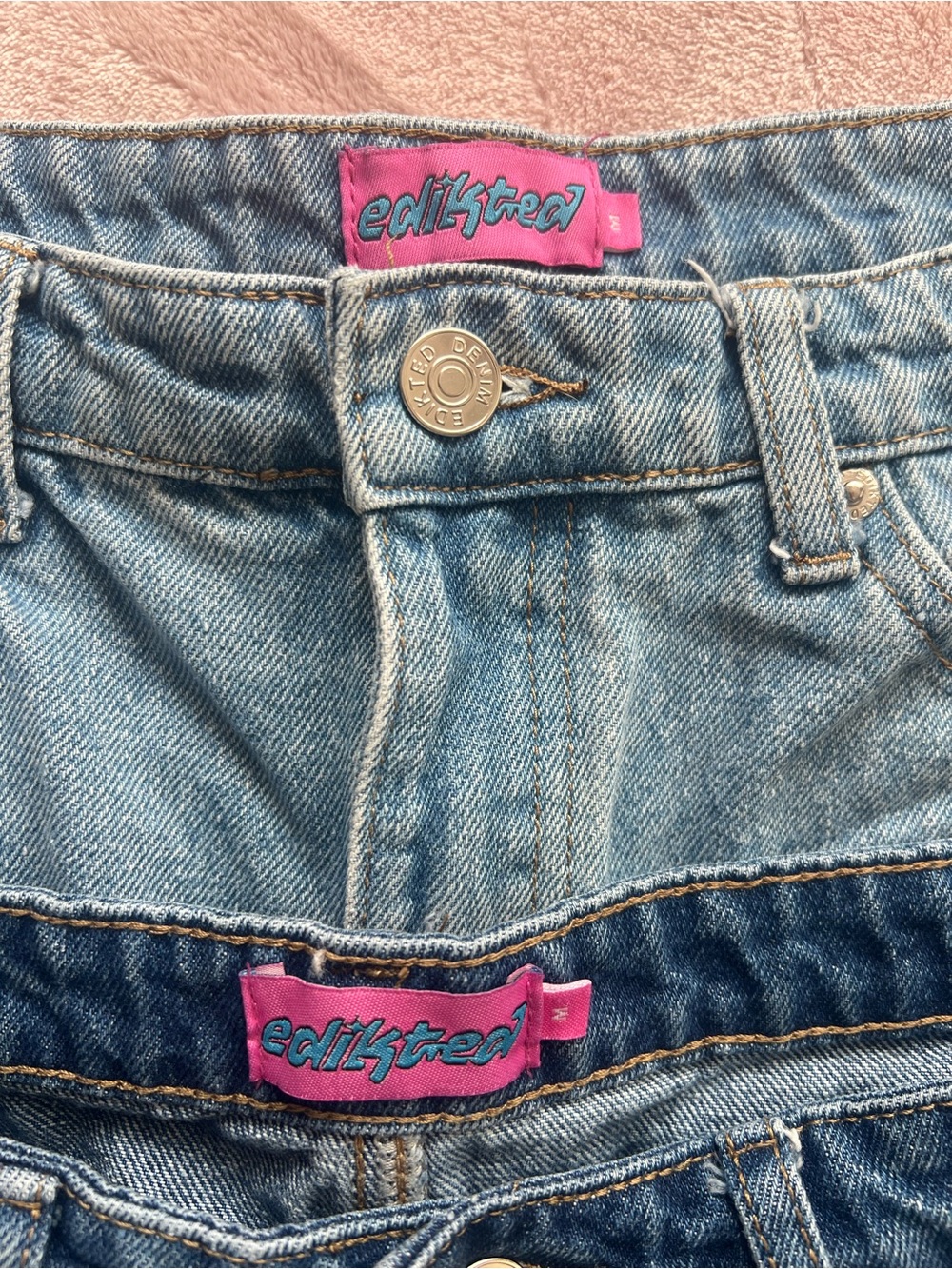 EDIKTED | Jorts - Picture 2 of 3